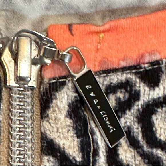 Eva & Claudi Cheetah Print Cardigan Sweater Floral Colar Zip Front Size Medium - Picture 9 of 10